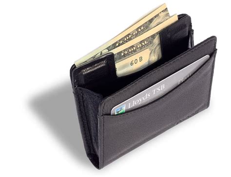 wallet protect against identity theft